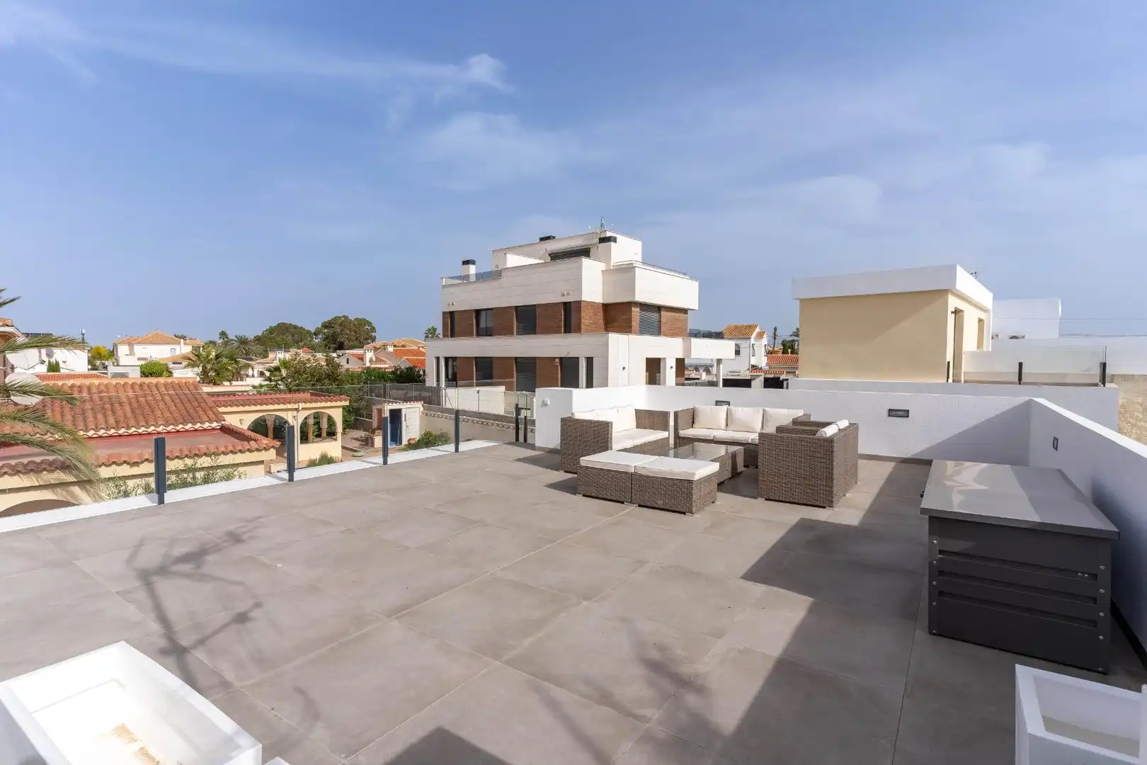Terrassa de Casa o xalet en venda en Torrevieja amb Aire condicionat, Calefacció i Jardí privat