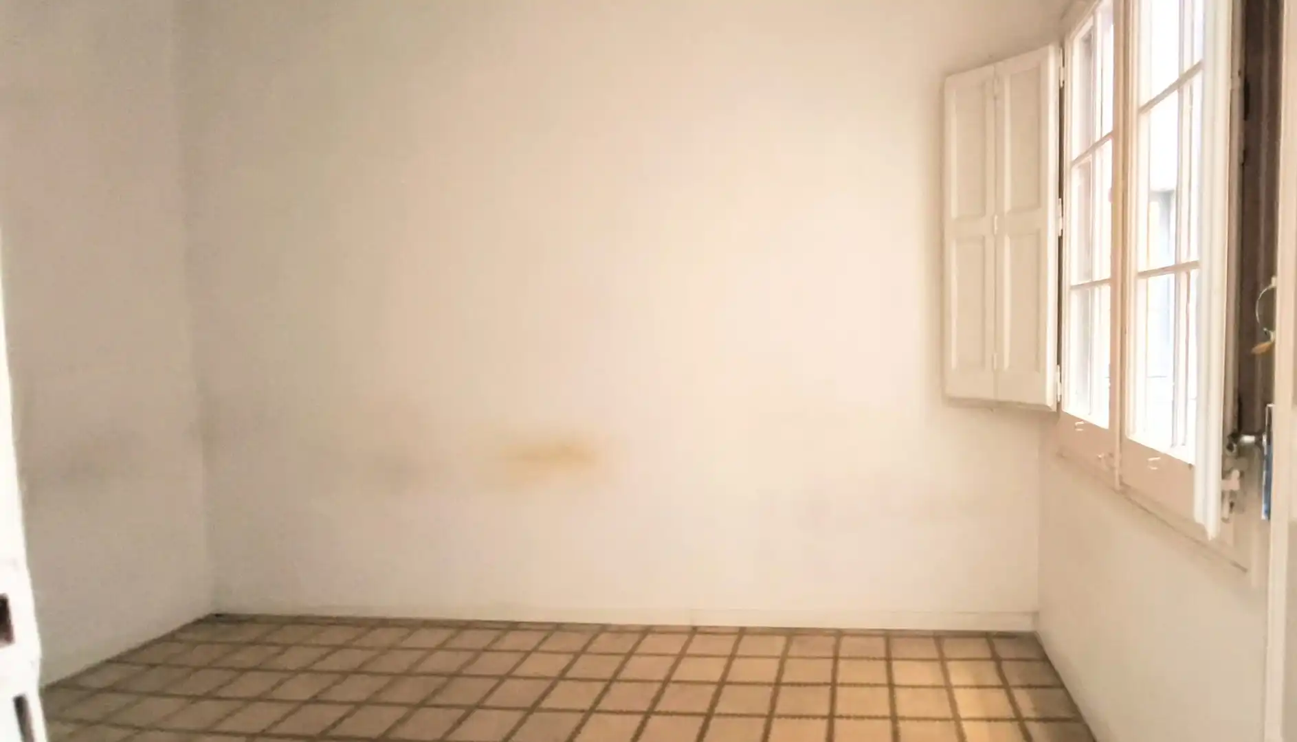 Vista exterior de Piso de alquiler en Barcelona con Aire acondicionado, Horno y Balcón
