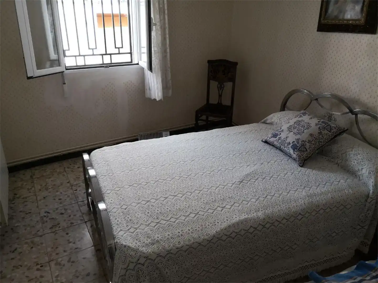 Habitación de Piso en venta en Torrehermosa con Trastero, Amueblado y Balcón