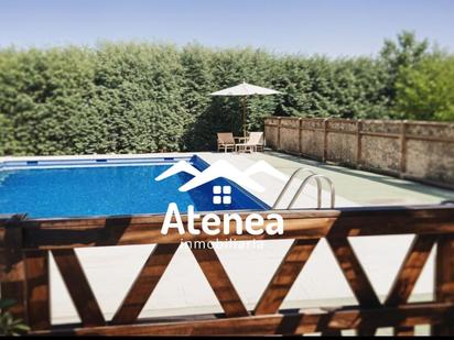 Piscina de Casa o xalet en venda en  Albacete Capital amb Calefacció, Jardí privat i Terrassa