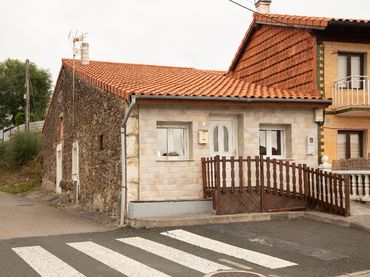 Casa bifamiliare in vendita a Avenida de la Santa Cruz 8