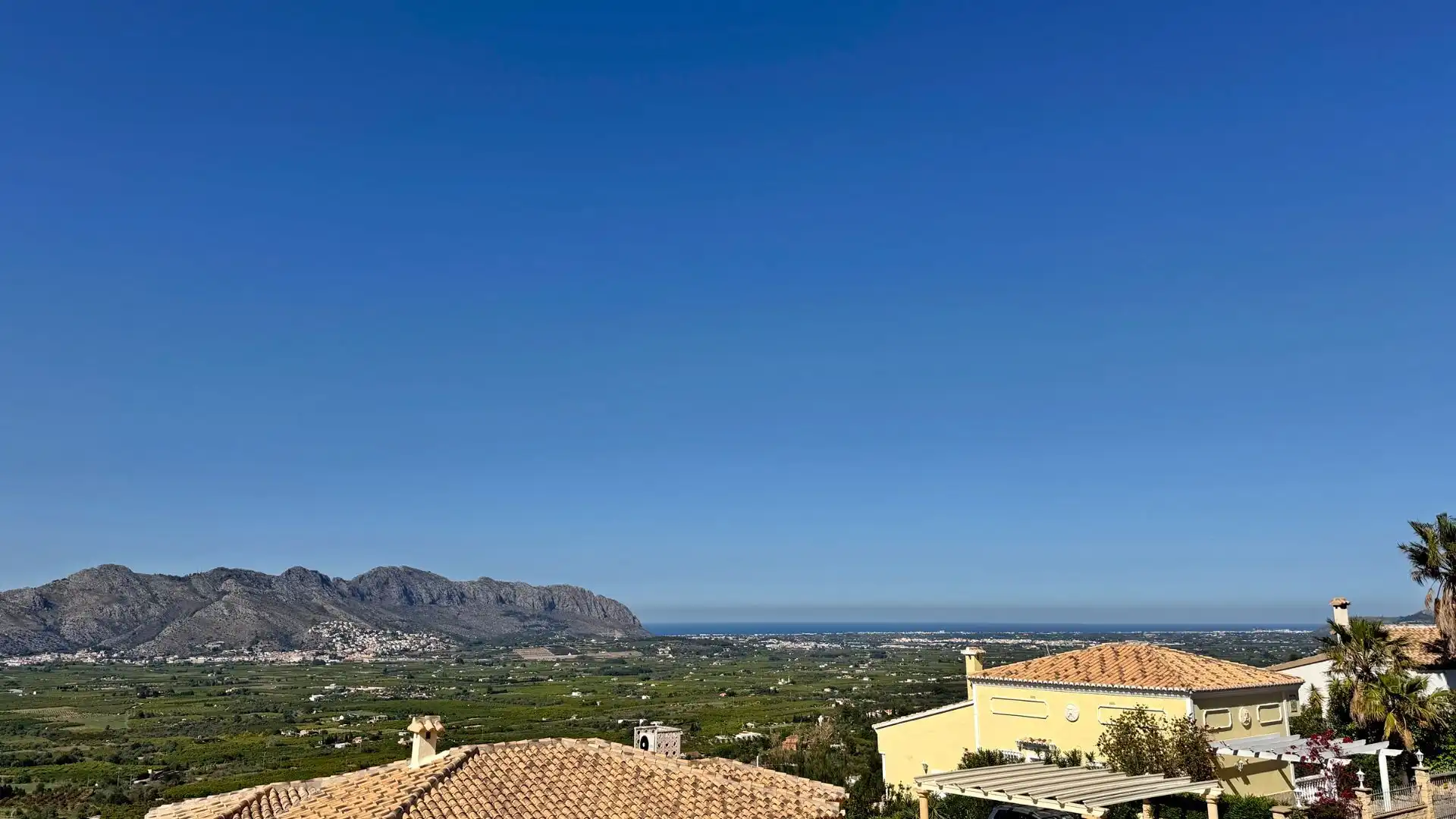 Vista exterior de Casa o chalet en venta en Orba con Aire acondicionado, Calefacción y Jardín privado