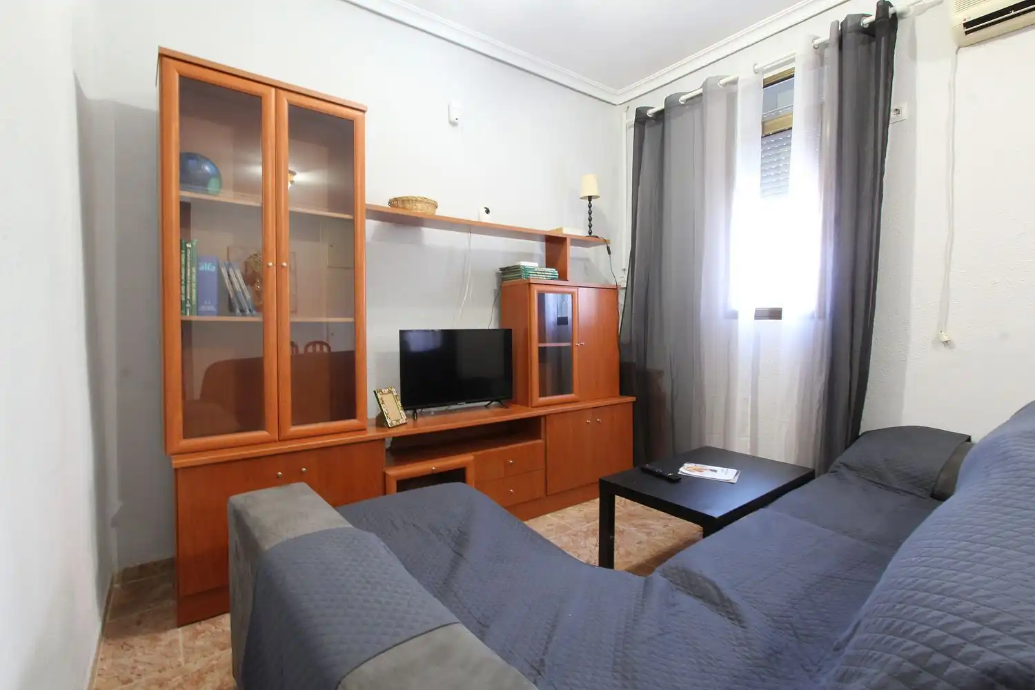 Flat for sale in Calle Cardenal Rodrigo de Castro, Ciudad Jardín
