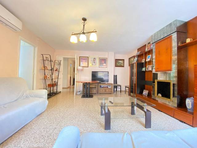 Piso en Venta en Calle del Porvenir del Obrero, 1 en San Gabriel