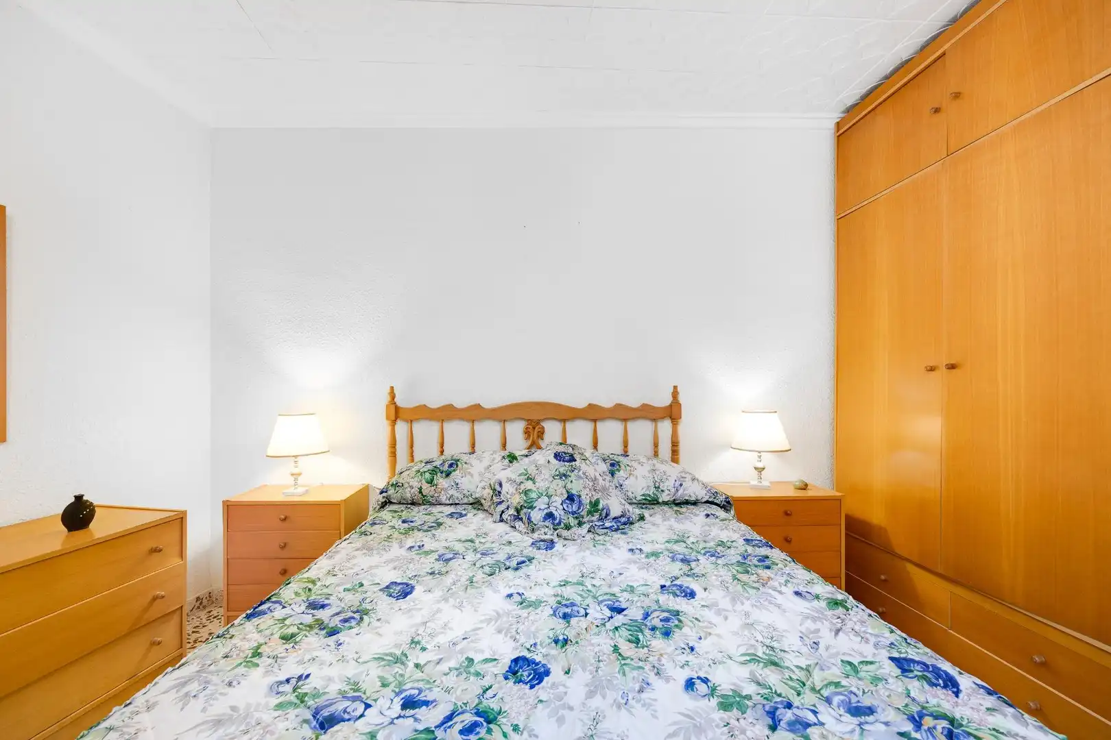 Schlafzimmer von Wohnungen zum Verkauf in Torrevieja mit Terrasse, Möbliert und Balkon