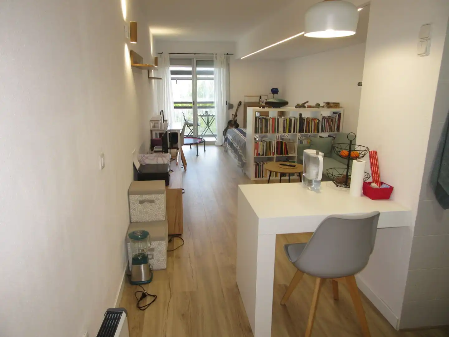Sala de estar de Apartamento en venta en Jaca con Calefacción, Terraza y Amueblado