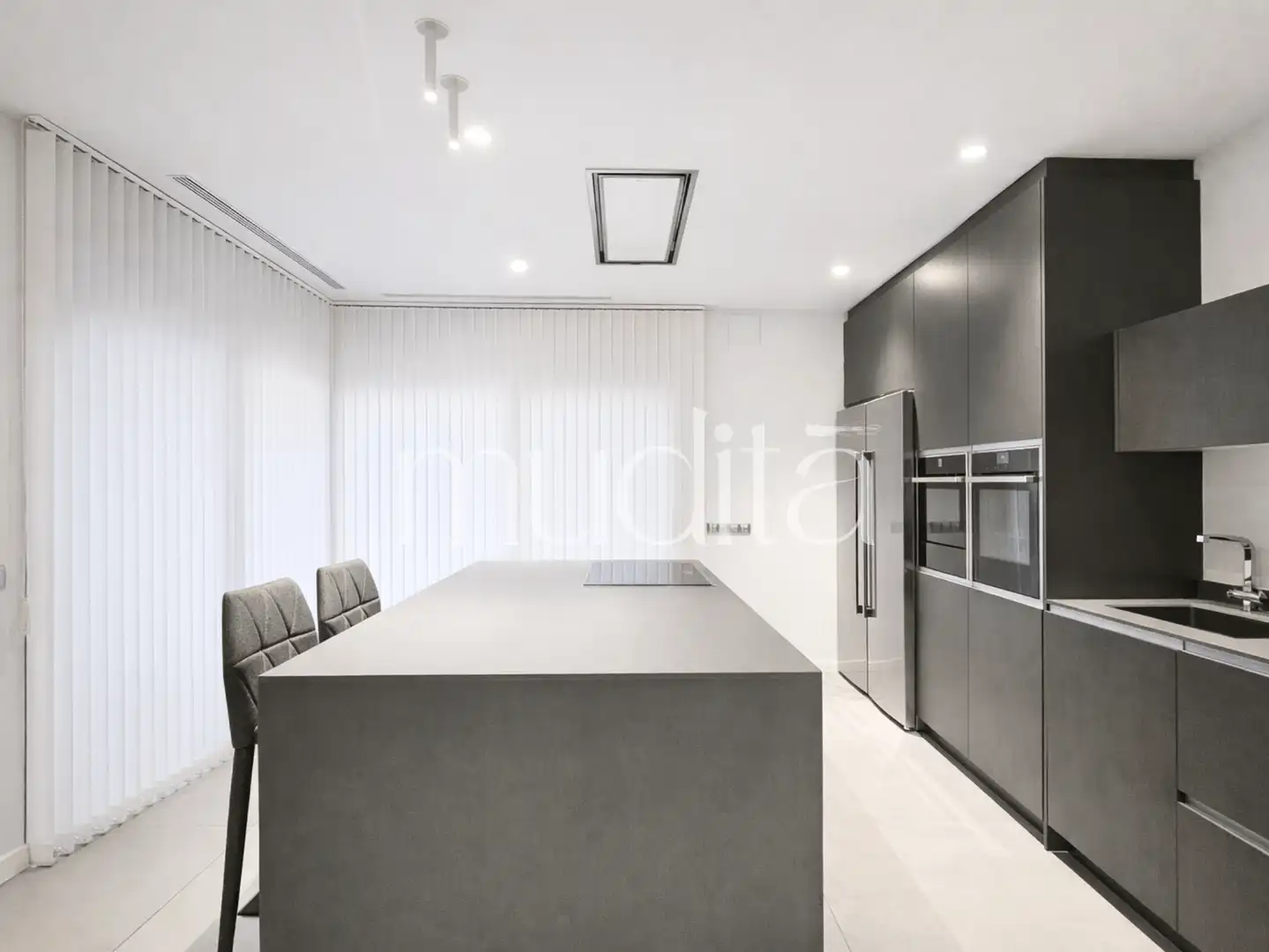 Küche von Haus oder Chalet zum Verkauf in Palau-solità i Plegamans mit Heizung, Privatgarten und Terrasse