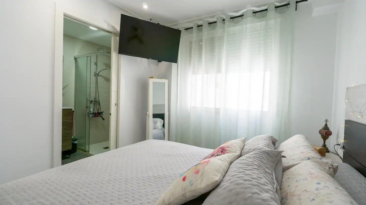 Flat for sale in Esperidion Porta Requesens, Carrús Este