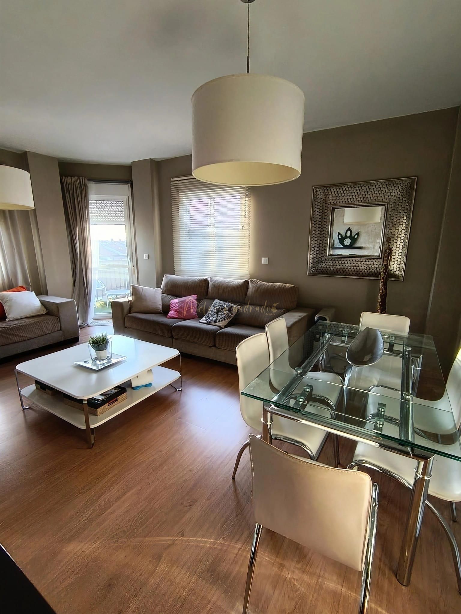 Sala d'estar de Pis de lloguer en Mérida amb Aire condicionat, Moblat i Balcó