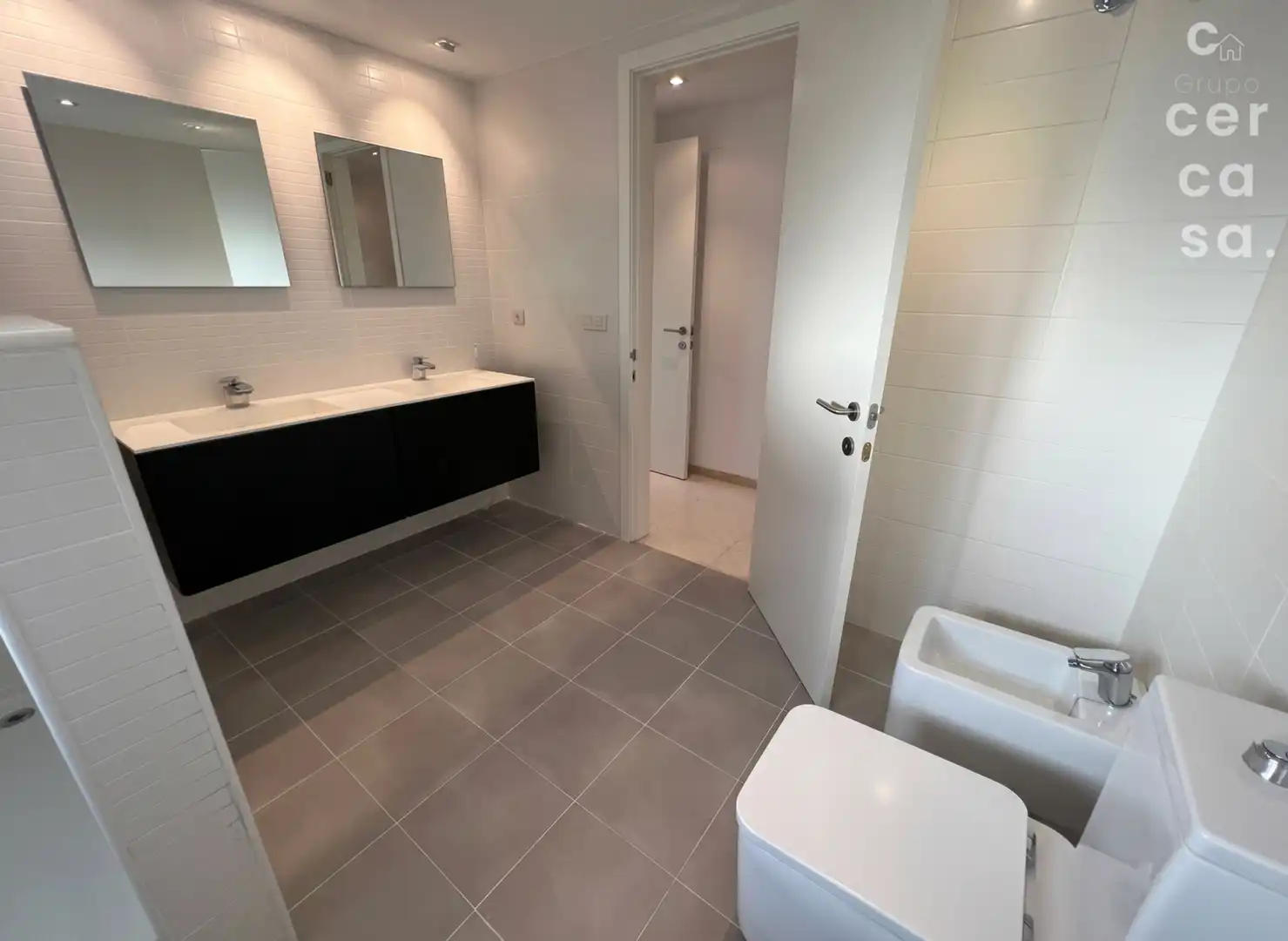 Bathroom of Houses for sale in Godella  with Private garden, Terrace and Swimming Pool