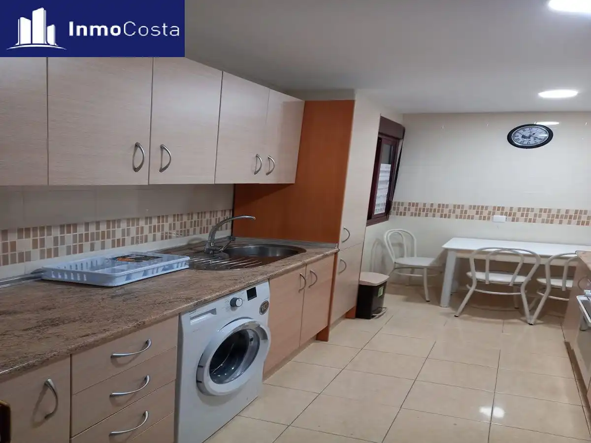 Cocina de Piso en venta en La Línea de la Concepción