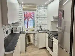 Planta baja en venta en De Fortunata Y Jacinta, 2, Cuatro Caminos - Azca