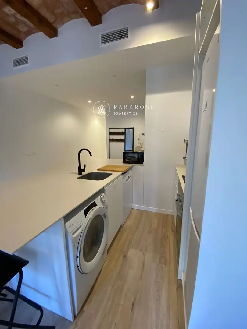 Cocina de Piso de alquiler en Barcelona con Aire acondicionado y Terraza