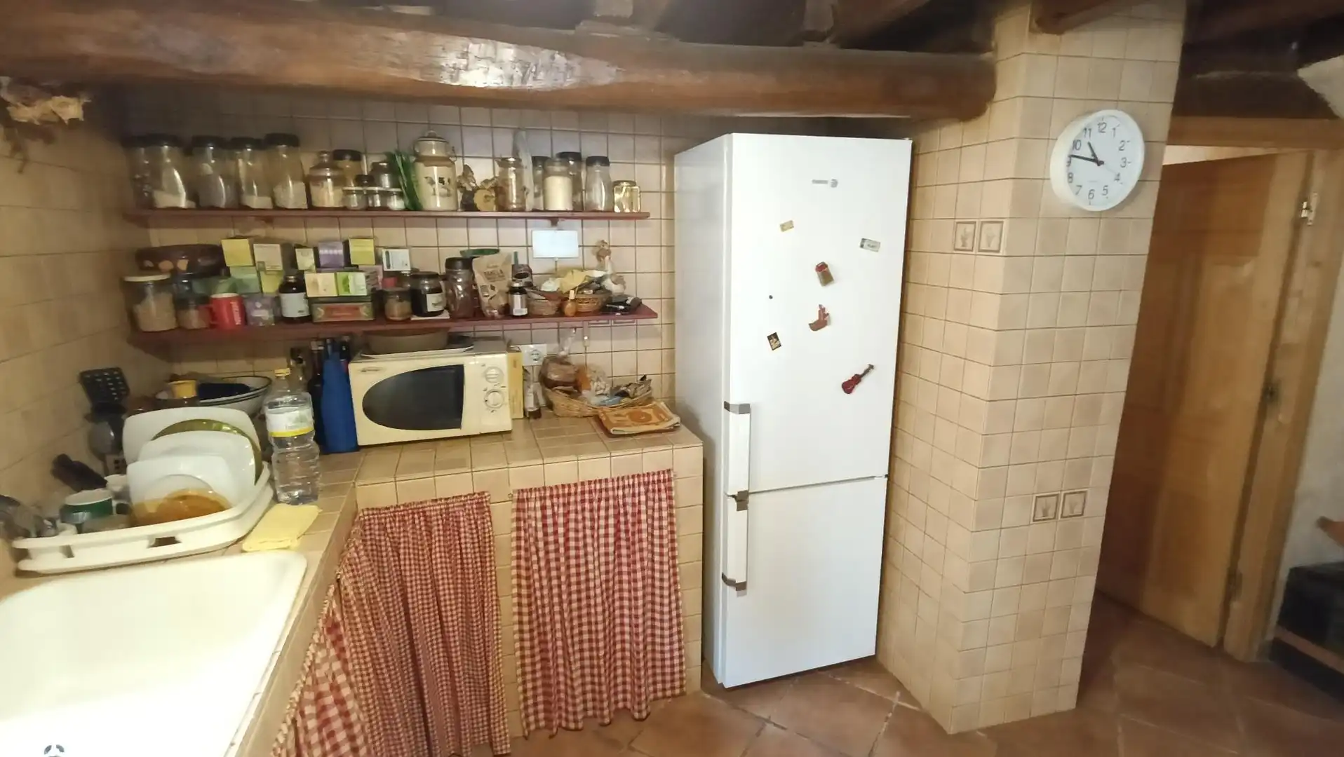 Kitchen of Detached homes for sale in Madrigal del Monte  with Heating and Terrace