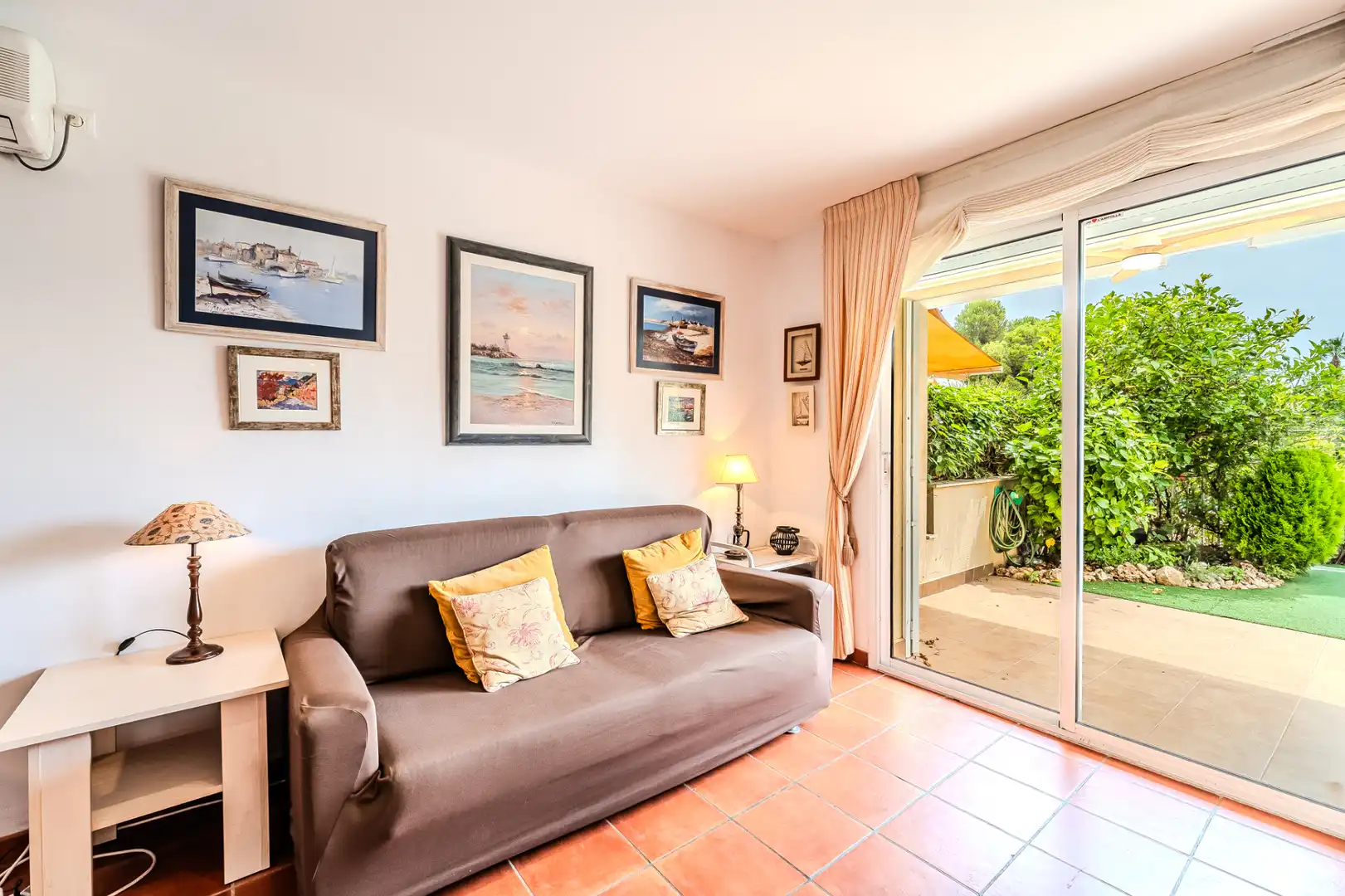 Sala de estar de Piso en venta en L'Ampolla con Aire acondicionado, Calefacción y Terraza