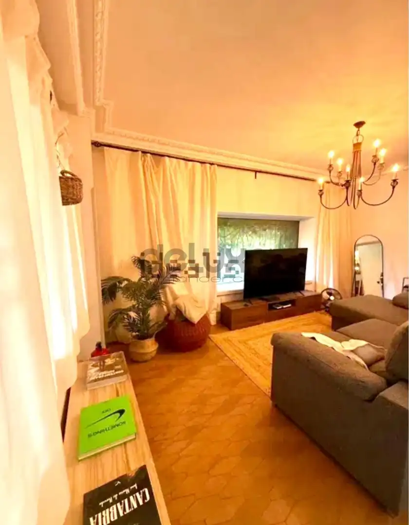 Living room of Ground floor for rent in El Sardinero