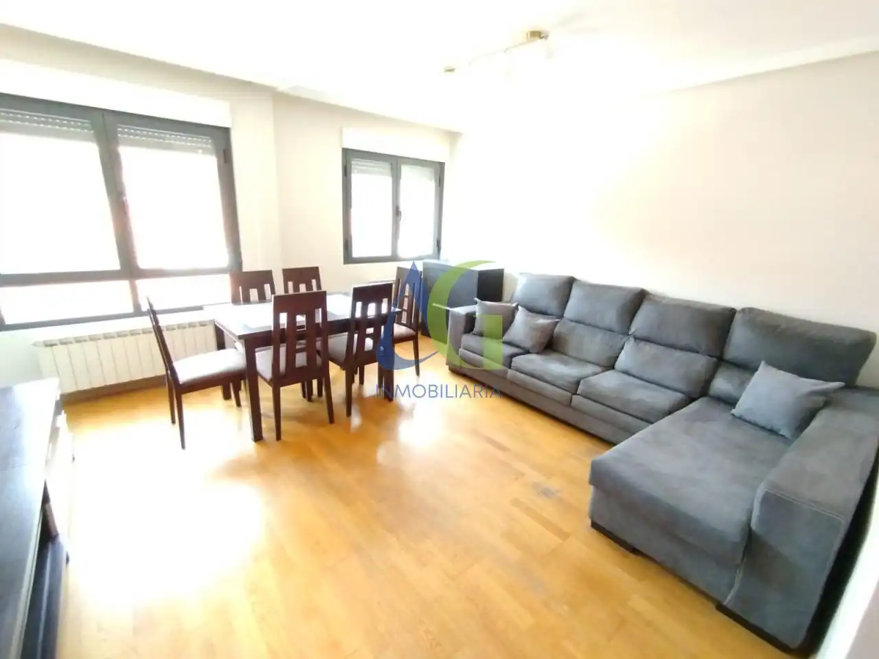 Sala de estar de Dúplex en venta en Villaquilambre con Calefacción y Trastero