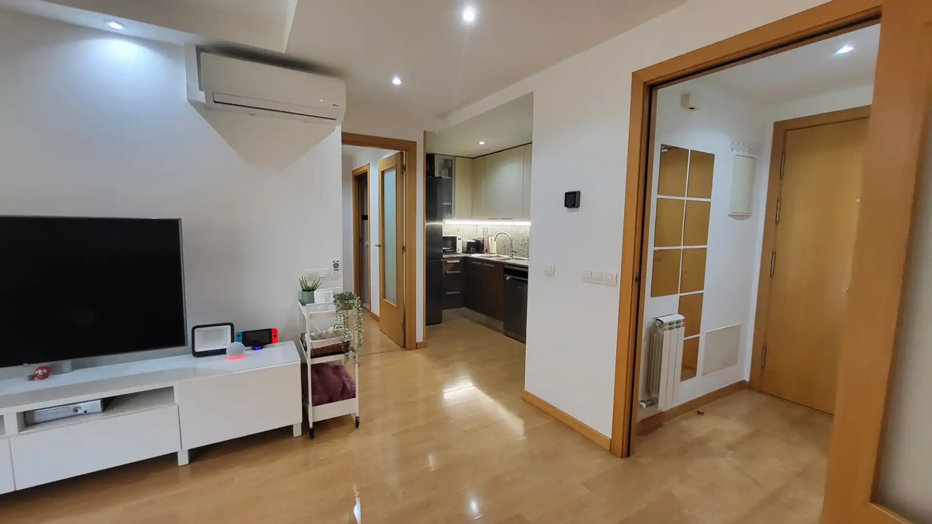 Piso en venta en Cerdanyola del Vallès con Aire acondicionado, Calefacción y Parquet
