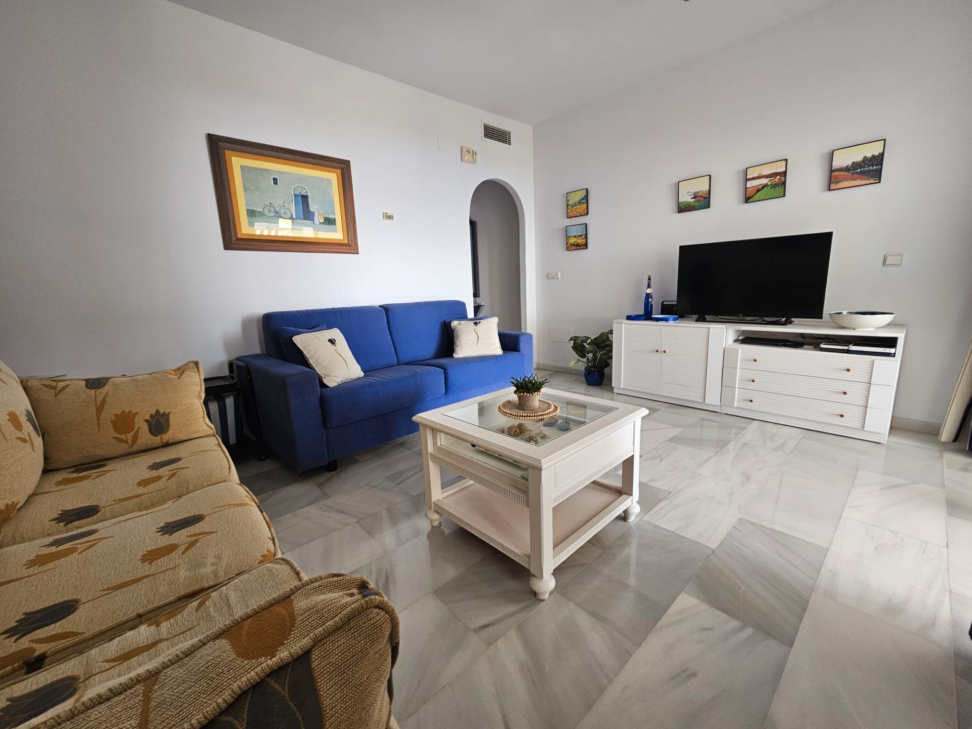 Sala d'estar de Pis en venda en Mijas amb Aire condicionat, Calefacció i Terrassa