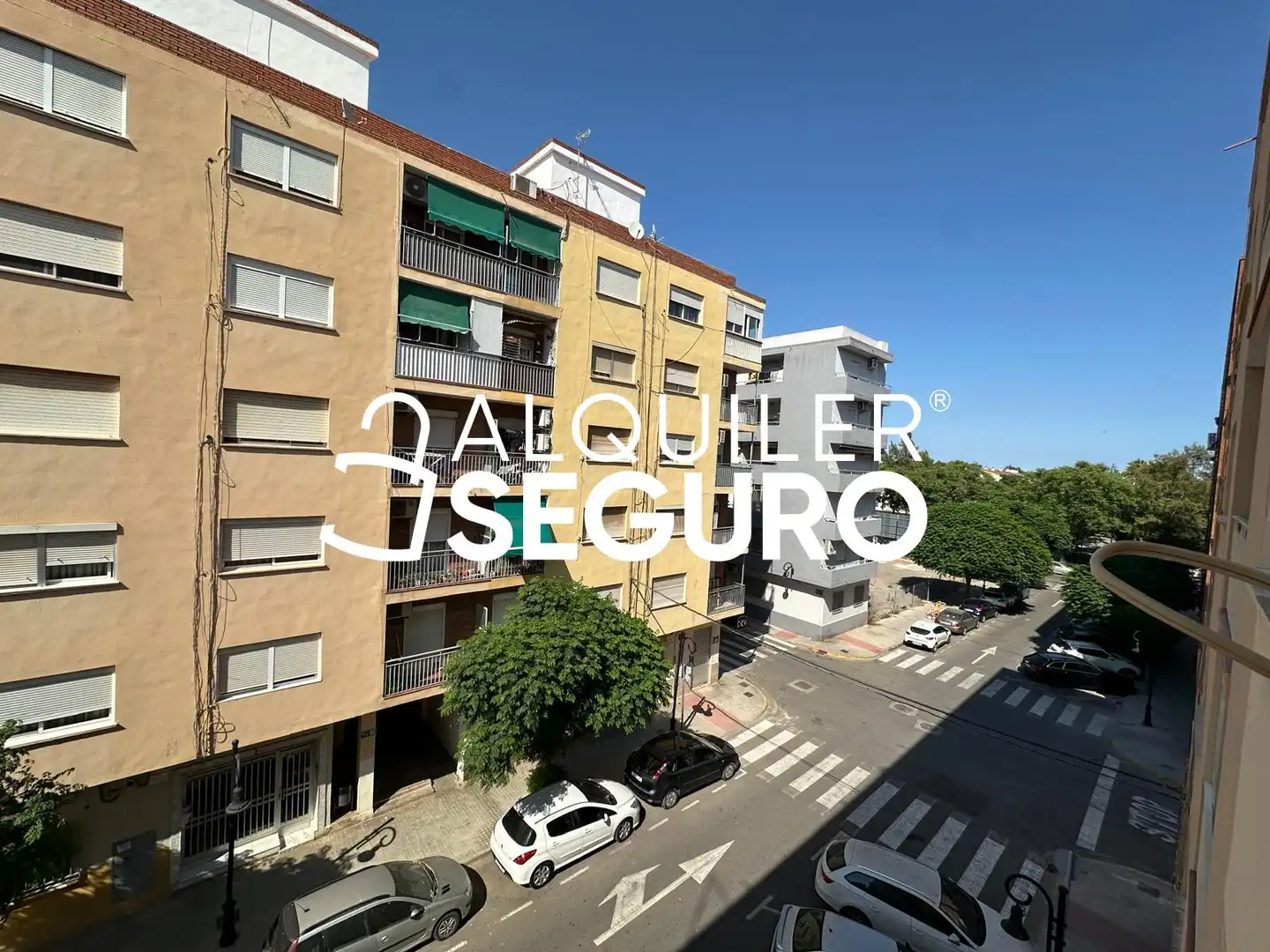 Vista exterior de Piso de alquiler en Aldaia con Terraza y Amueblado