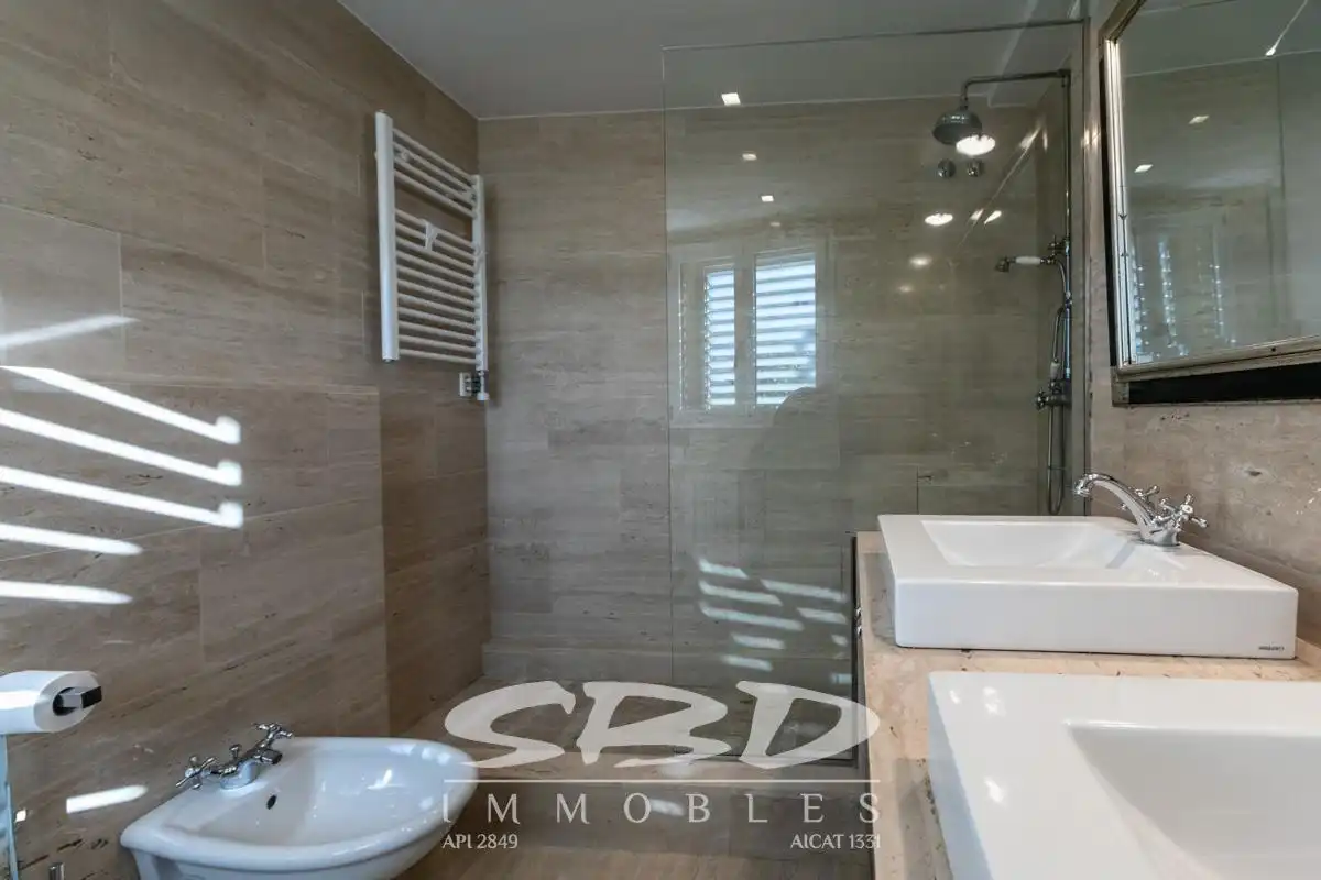 House with balcony to rent in Centre - Sant Oleguer, imagen 47