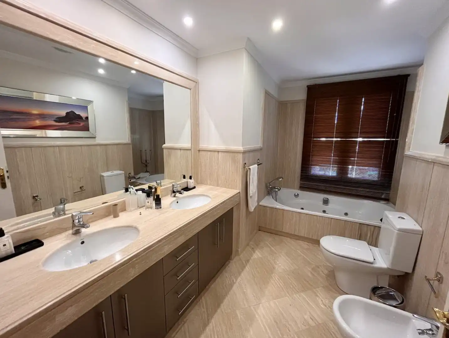 Baño de Ático en venta en Marbella con Aire acondicionado, Terraza y Amueblado
