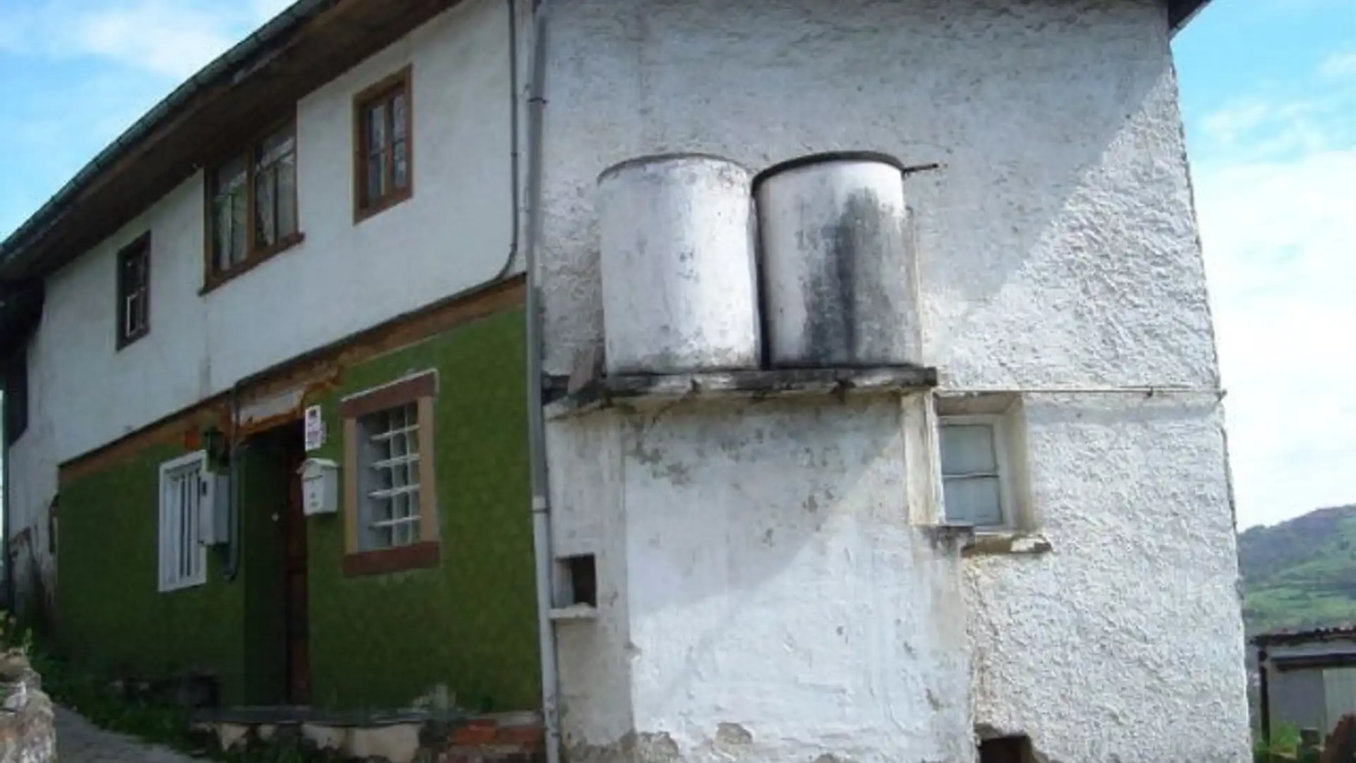 Vista exterior de Casa adosada en venta en Langreo