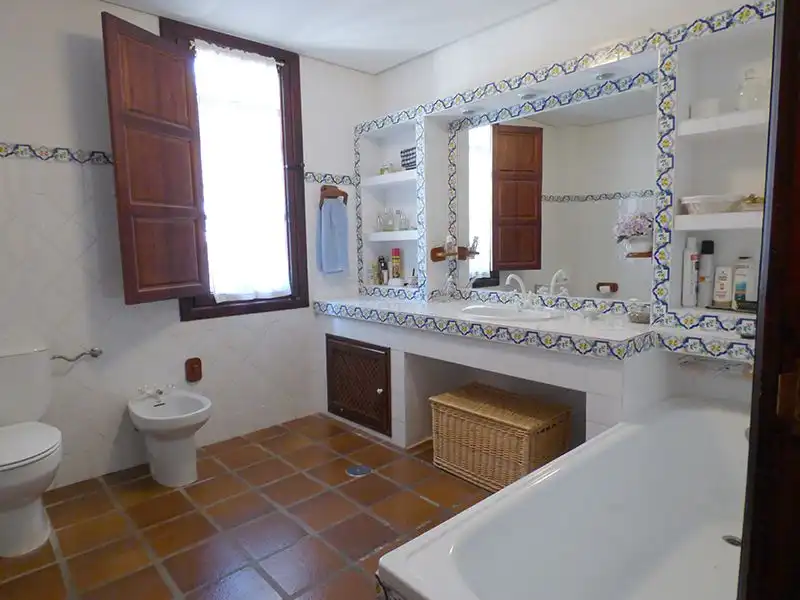 Bany de Casa o xalet en venda en Albacete amb Aire condicionat, Calefacció i Terrassa