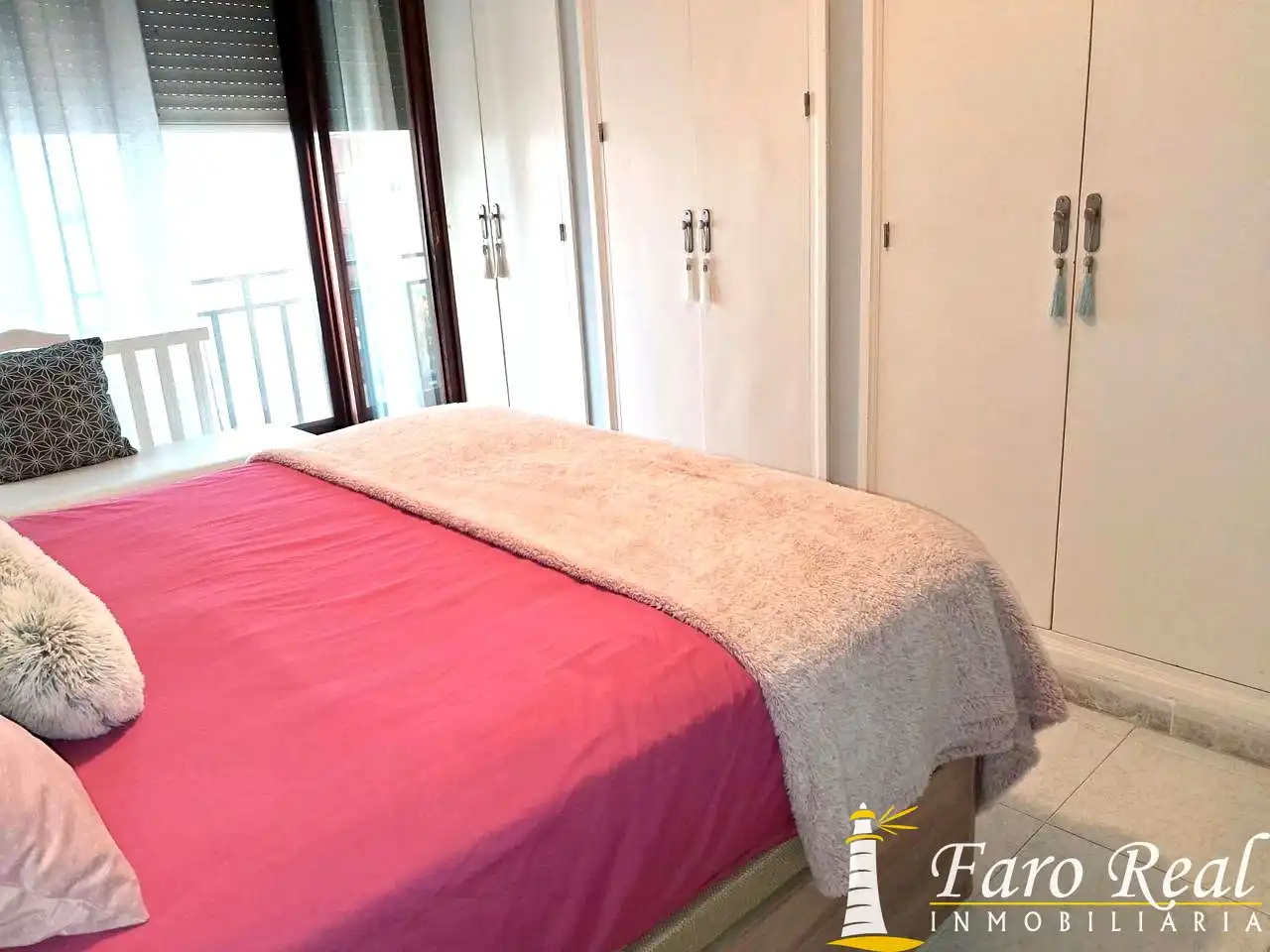 Flat for sale in Centro - Calzada - Cabo Noval