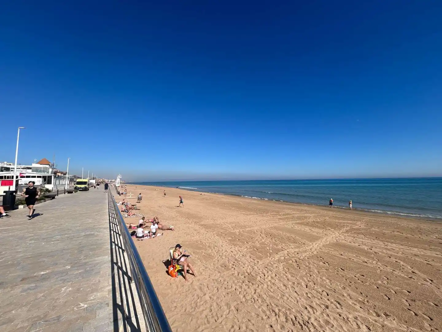 Vista exterior de Casa o chalet en venta en Guardamar del Segura con Aire acondicionado, Calefacción y Terraza