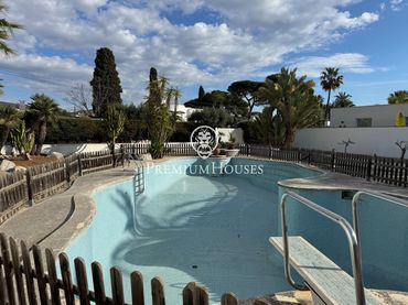 Terreno residencial en venta en Calle dels Xipresos