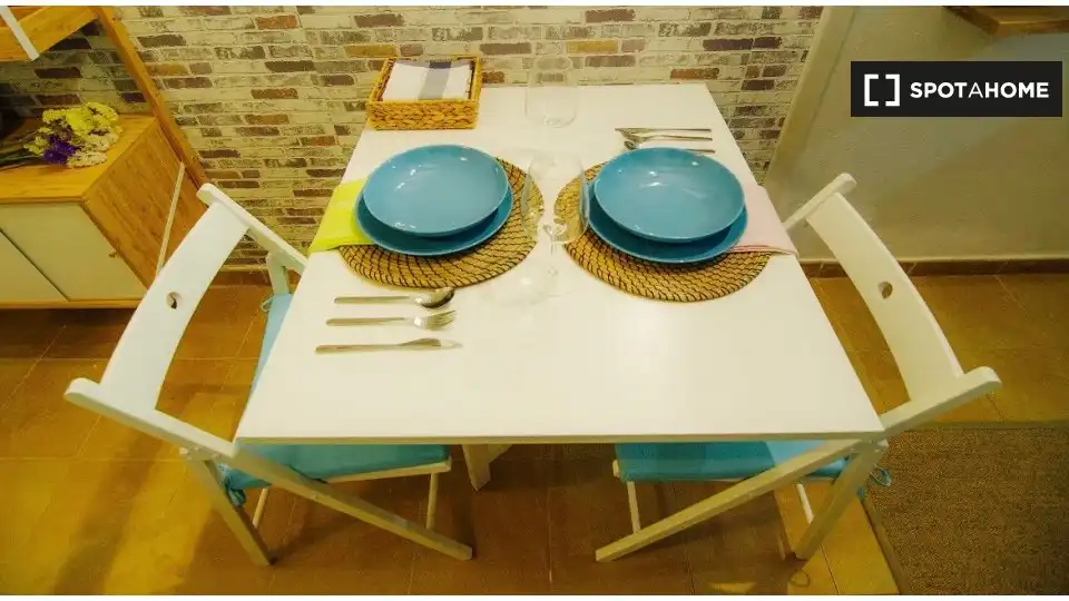 Room in El Cabanyal - El Canyamelar