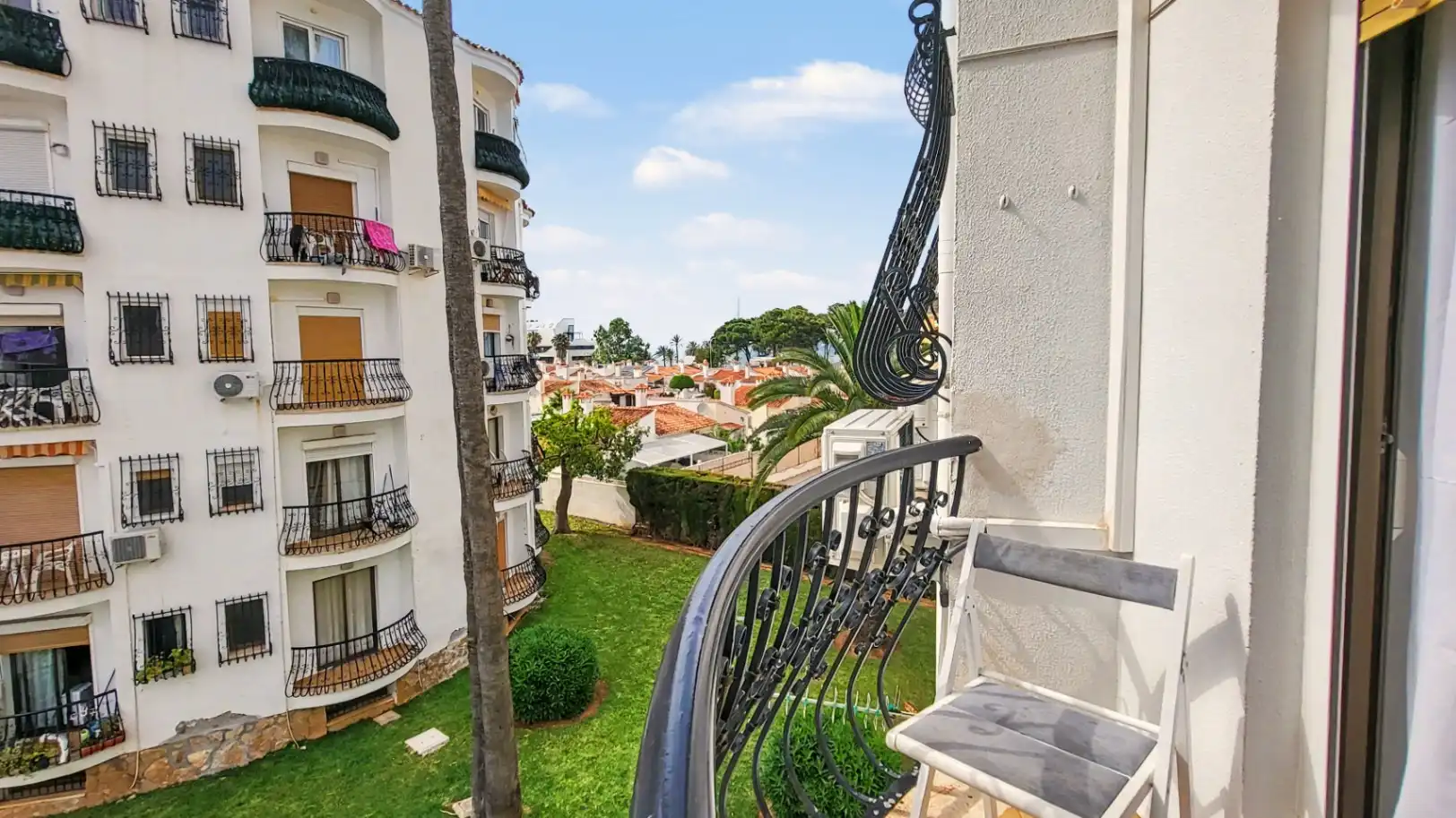Terraza de Estudio en venta en Dénia con Aire acondicionado, Calefacción y Jardín privado