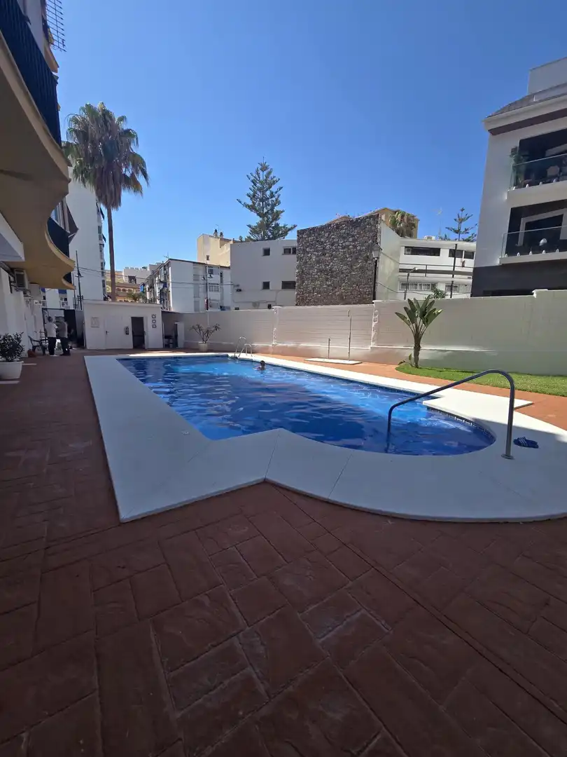 Piscina de Piso en venta en Fuengirola
