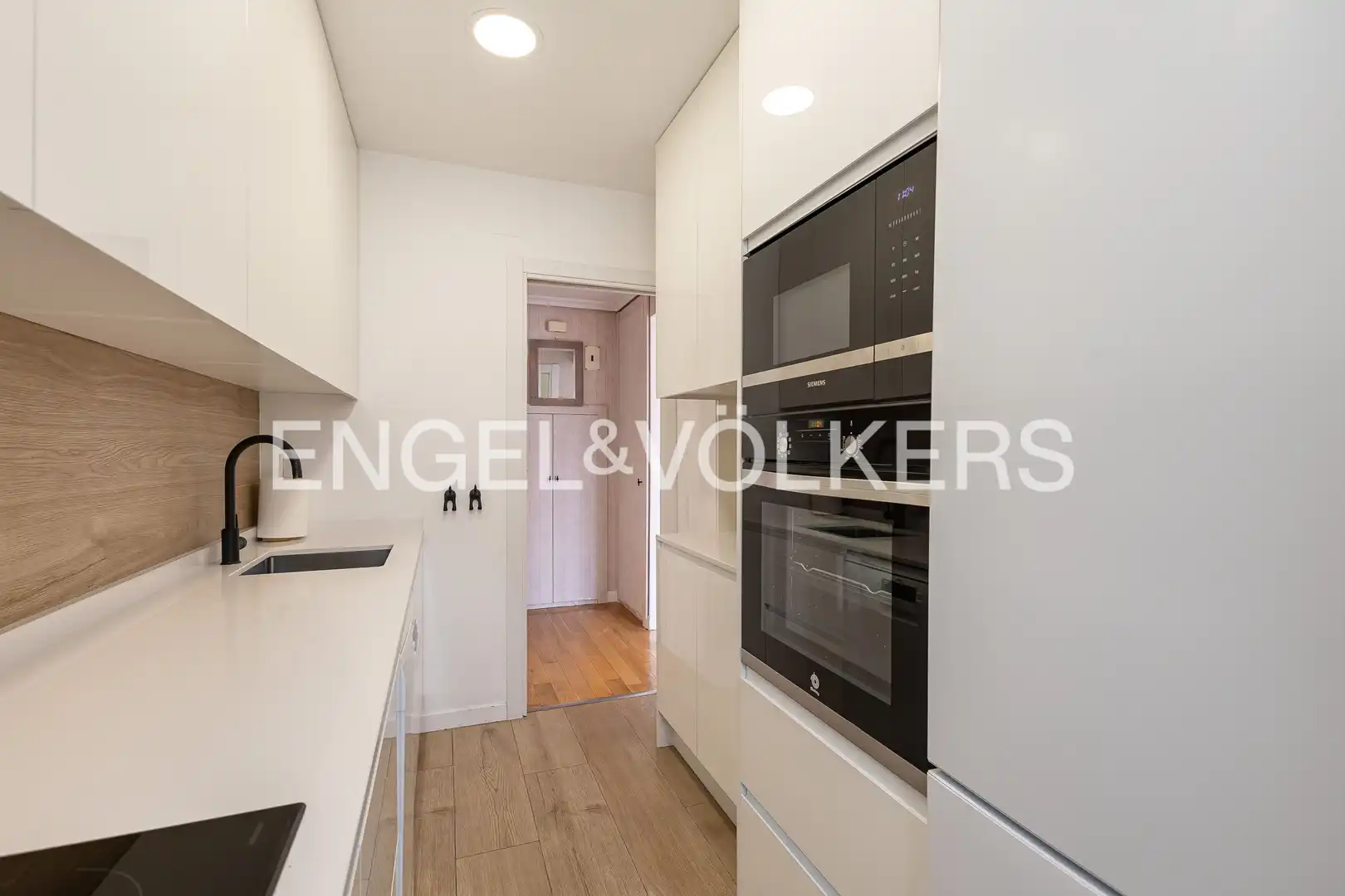 Cocina de Piso de alquiler en Madrid con Aire acondicionado, Calefacción y Se aceptan mascotas