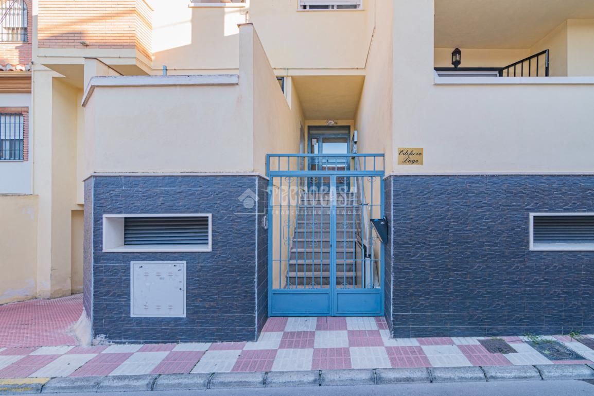 Exterior view of Flat for sale in Armilla  with Storage room and Balcony