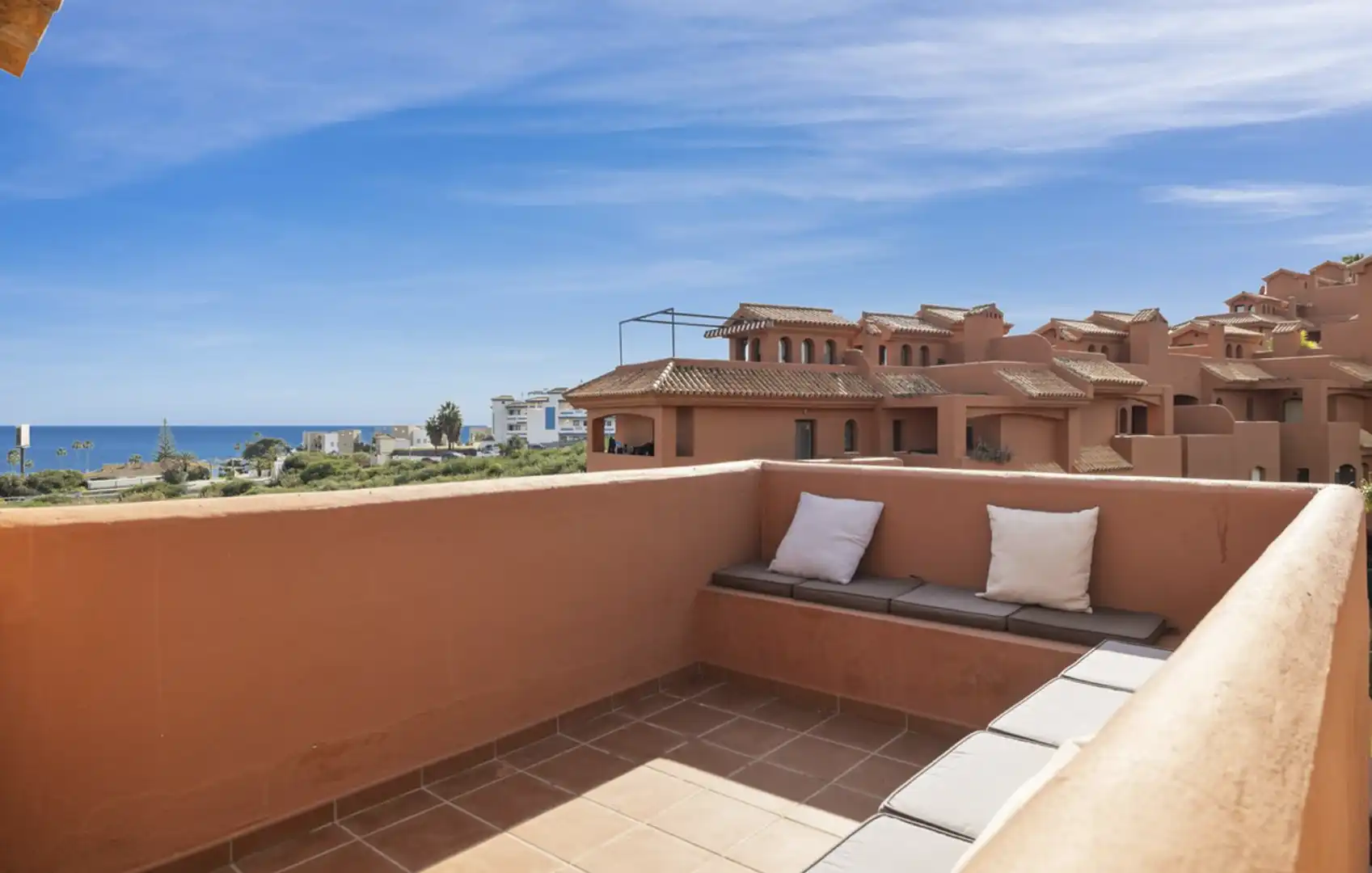 Terrassa de Dúplex en venda en Estepona amb Aire condicionat, Calefacció i Terrassa