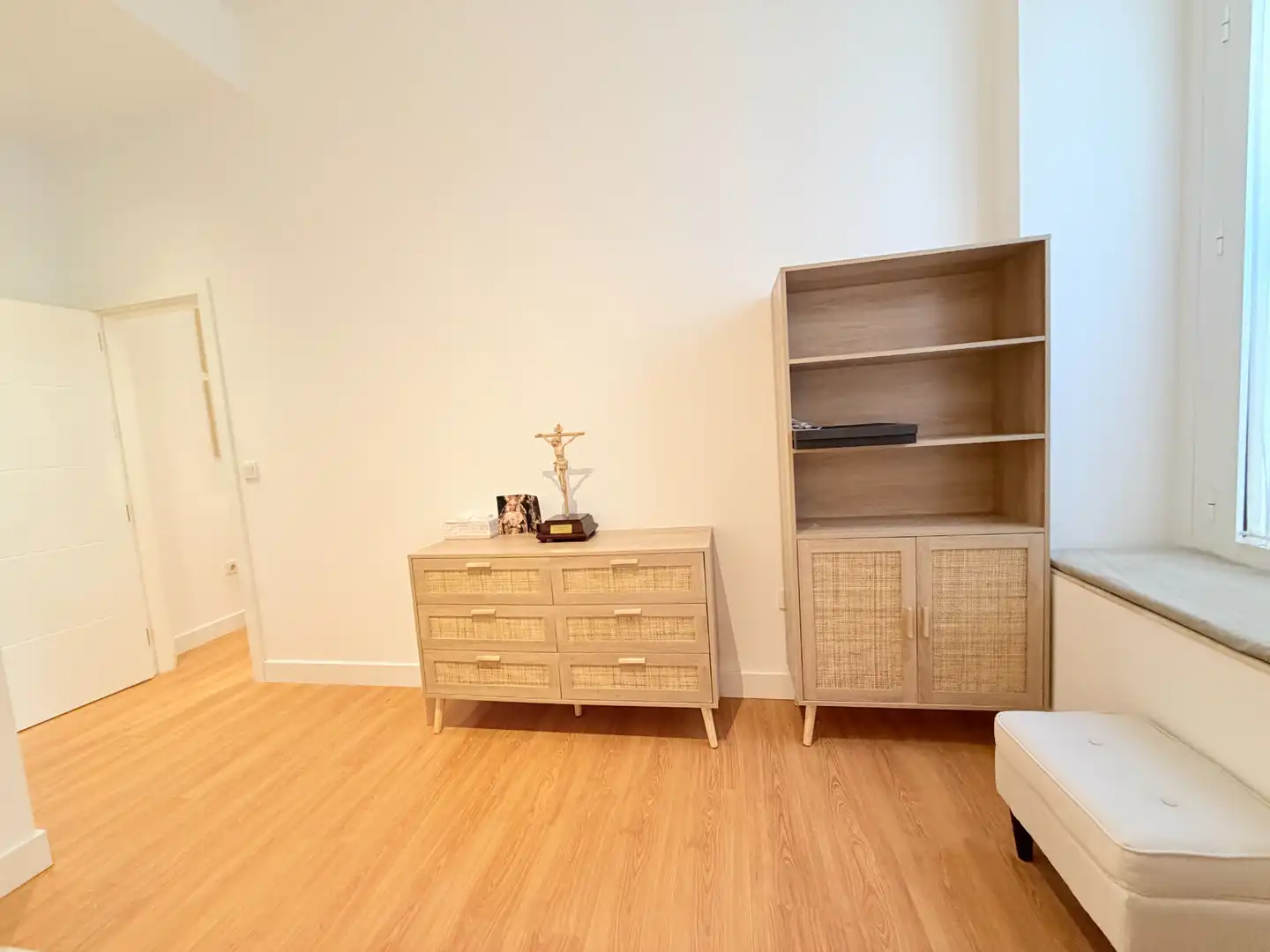 Bedroom of Apartments for rent in Sevilla  with Air Conditioner, Heating and Parquet flooring