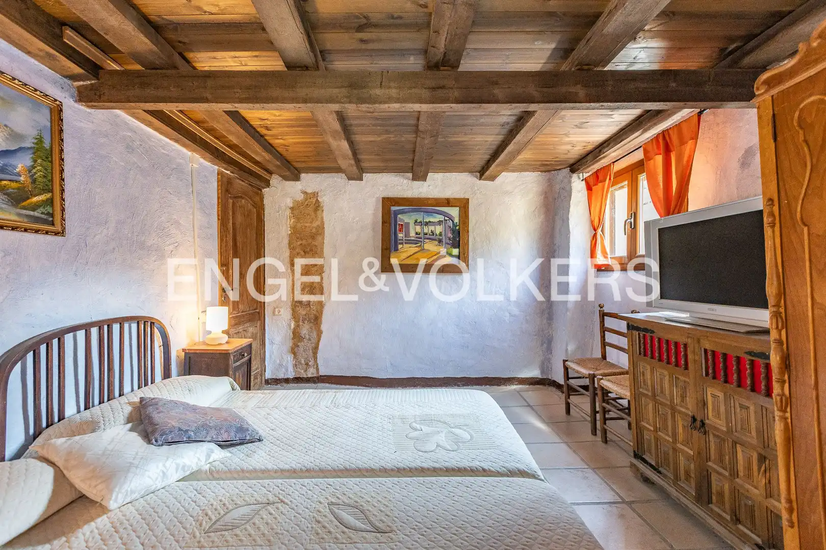 Sala d'estar de Casa o xalet en venda en Cardona amb Calefacció i Jardí privat