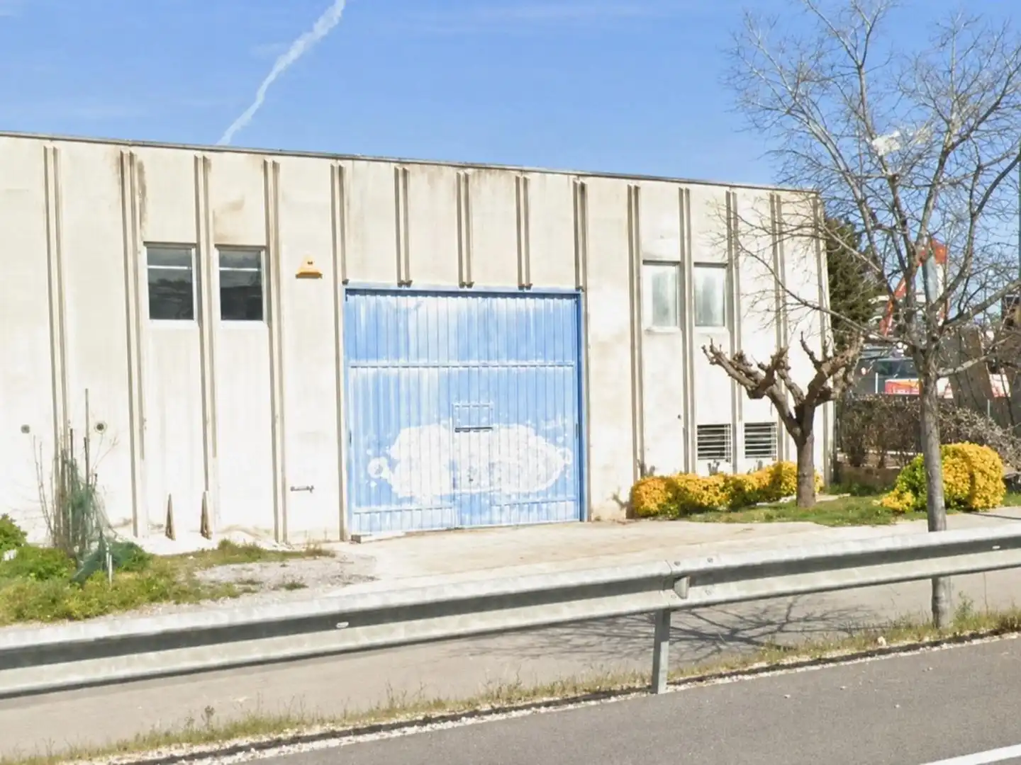 Vista exterior de Nave industrial en venta en Avinyonet del Penedès