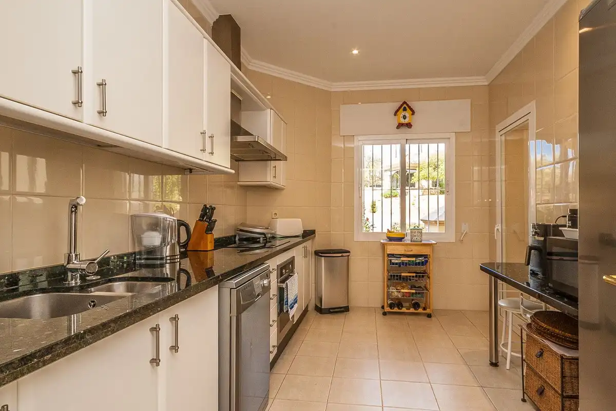 Flat with lift for sale in Elviria - Cabopino, imagen 12