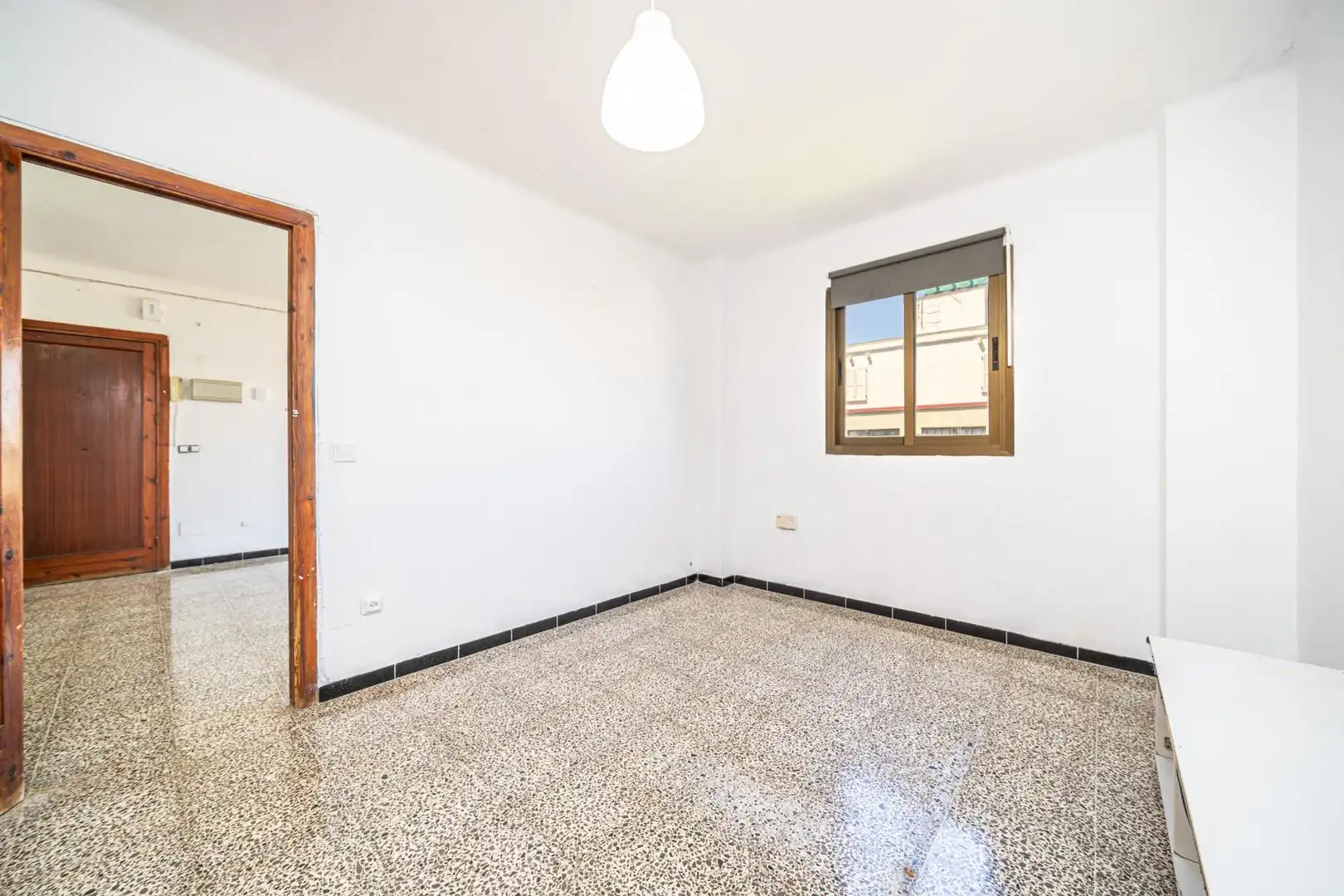 Piso con terraza en venta en Llevant, imagen 6