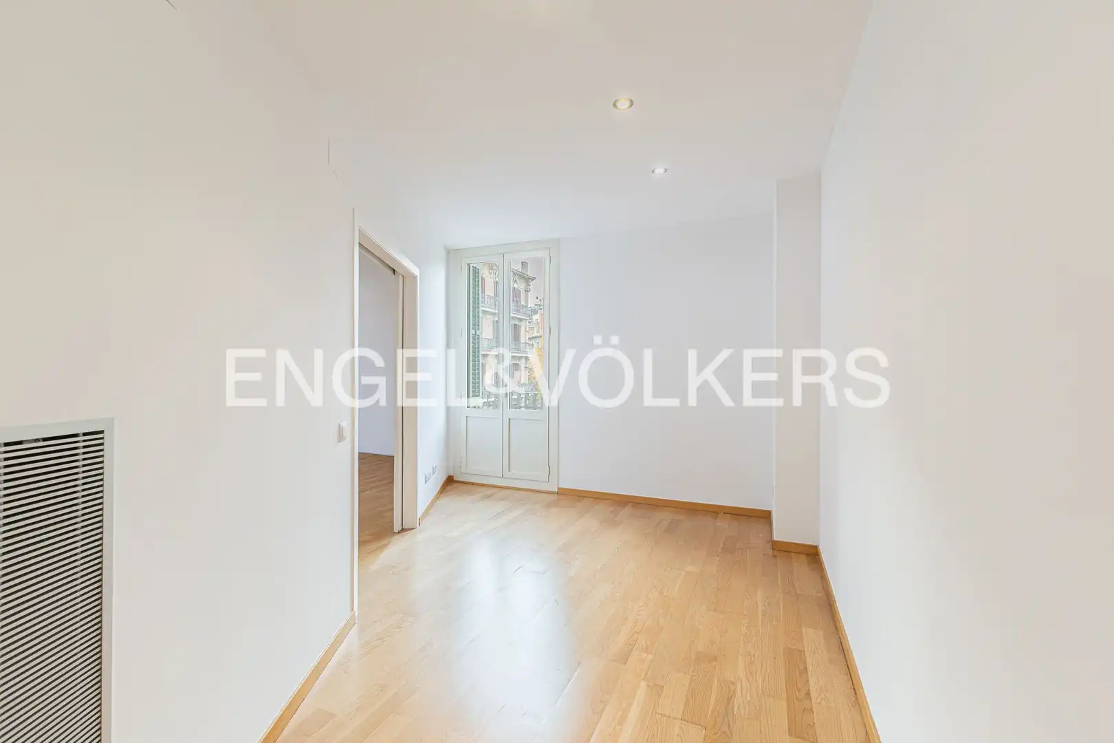 Sala de estar de Piso en venta en Barcelona con Aire acondicionado, Calefacción y Parquet