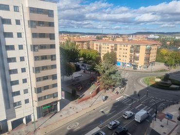 Apartamento con ascensor en venta en Calle Vitoria
