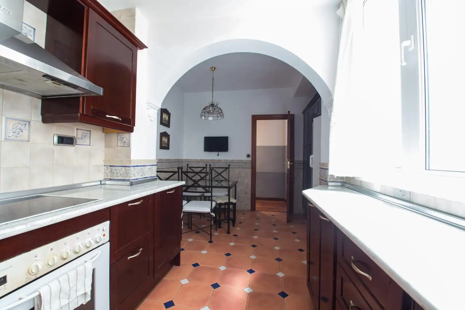 Kitchen of Flat for share in Granada  with Parquet flooring