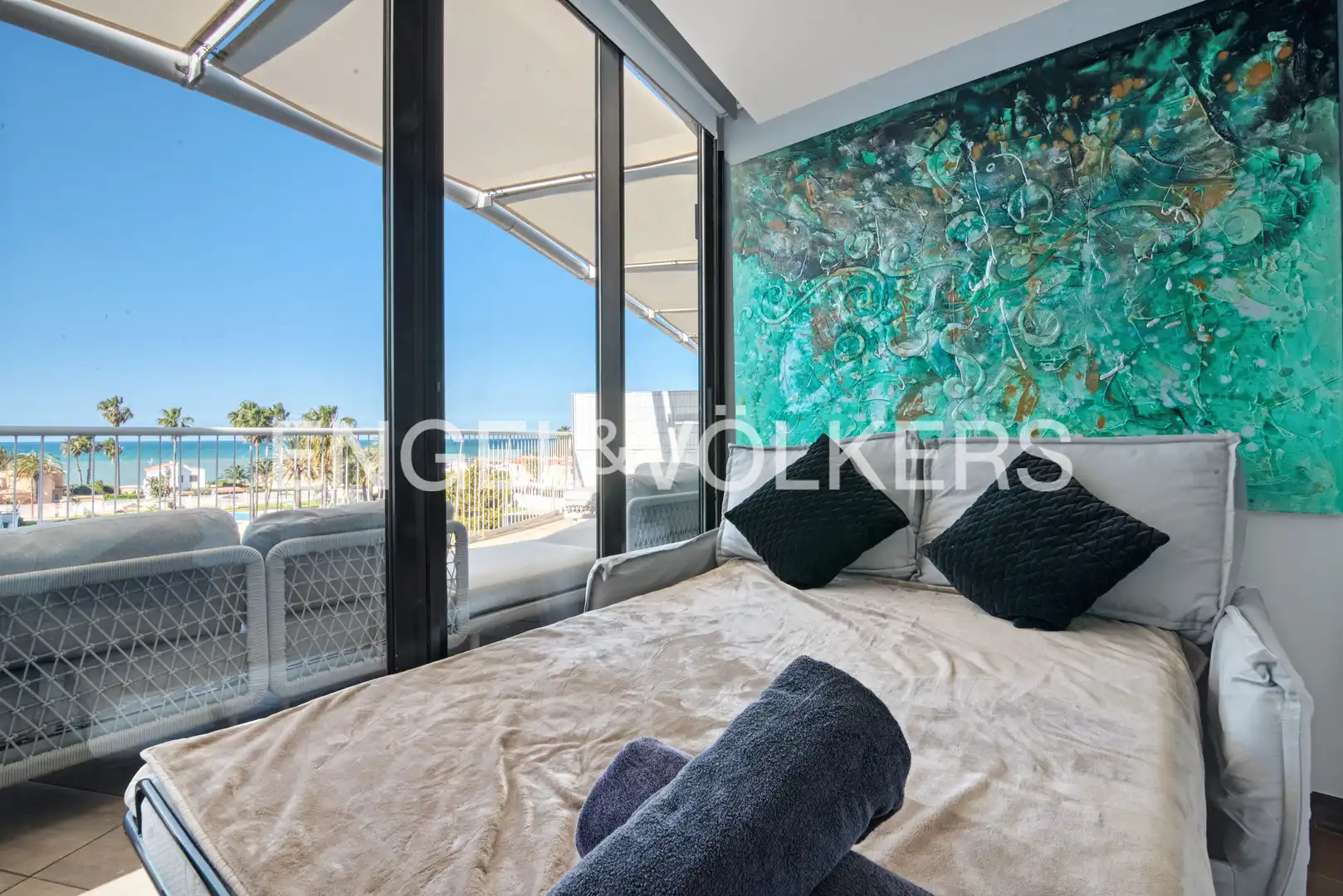 Terraza de Ático en venta en Dénia con Calefacción, Terraza y Piscina