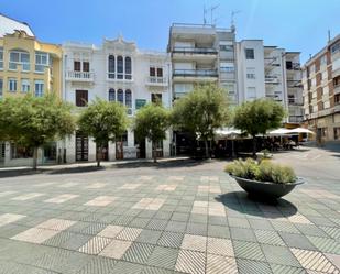 Vista exterior de Pis en venda en Bembibre amb Terrassa