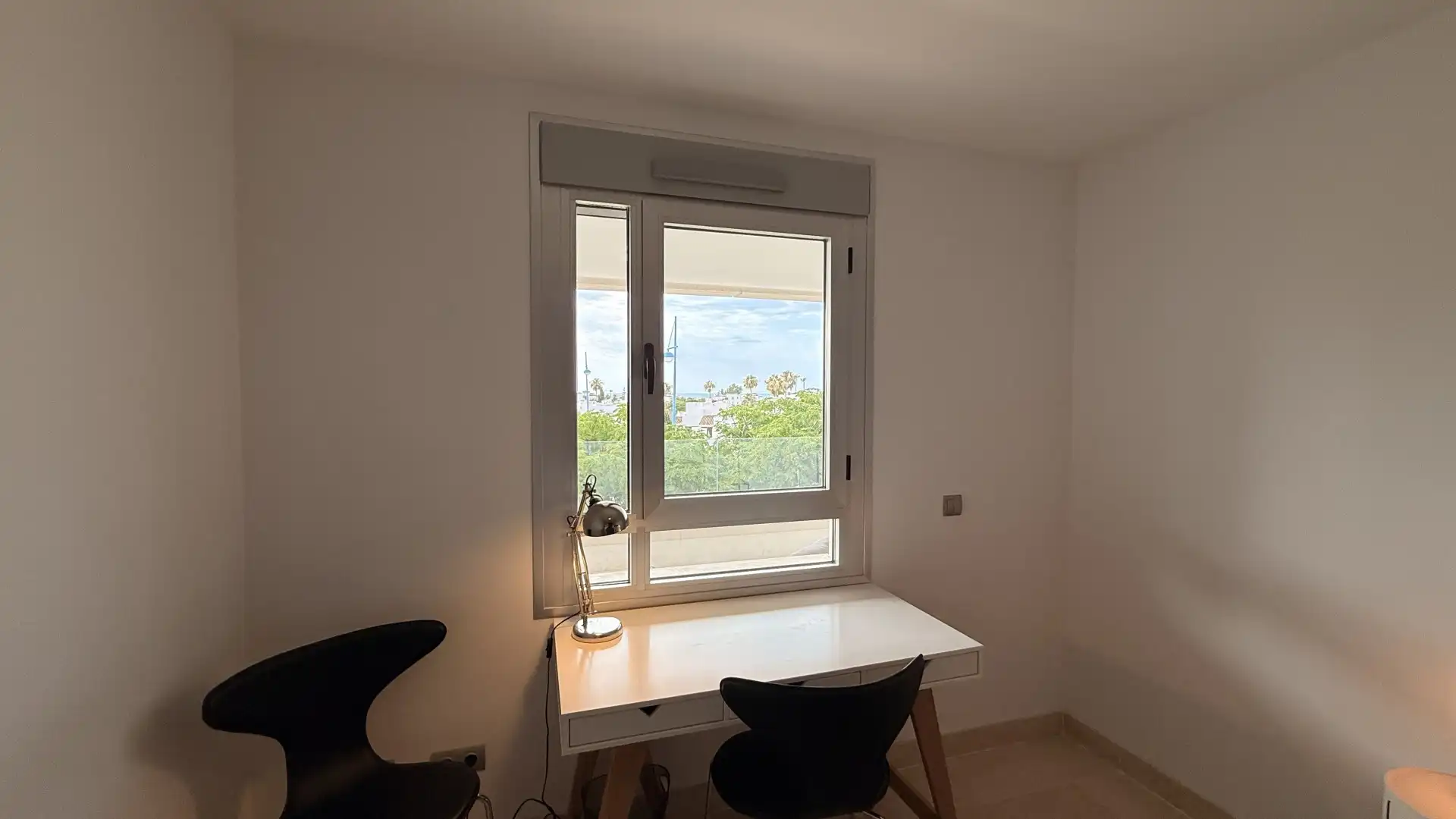 Dormitori de Apartament de lloguer en Marbella amb Aire condicionat, Calefacció i Terrassa