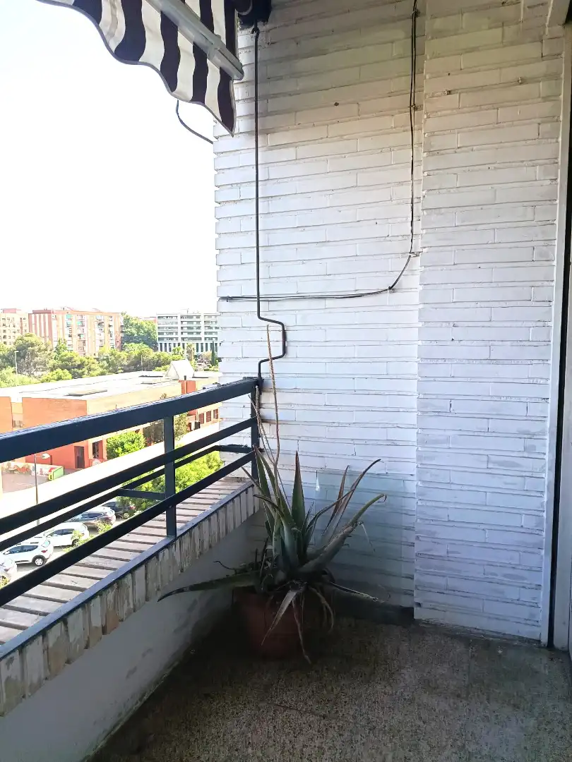 Terraza de Piso en venta en Valencia con Balcón y Alarma