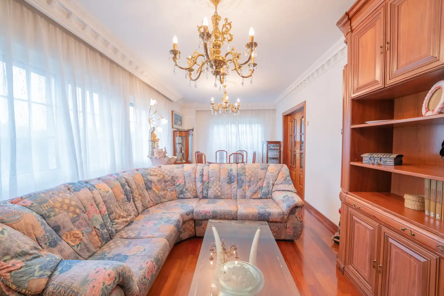 Living room of Houses for sale in Cueto